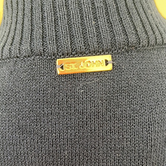 St. John Sport Jacket - Picture 6 of 15